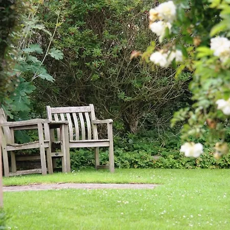 Ξενοδοχείο Worsley Arms 3*