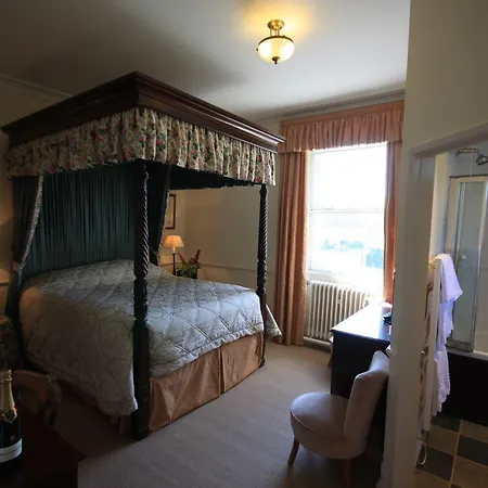 Worsley Arms Hotell 3*