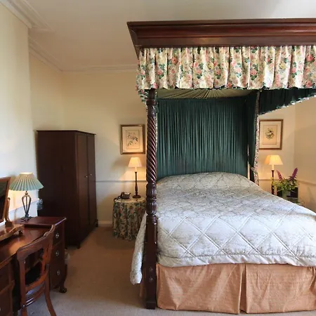 Worsley Arms Hotell 3*