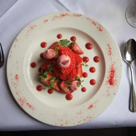 Ξενοδοχείο Worsley Arms 3*